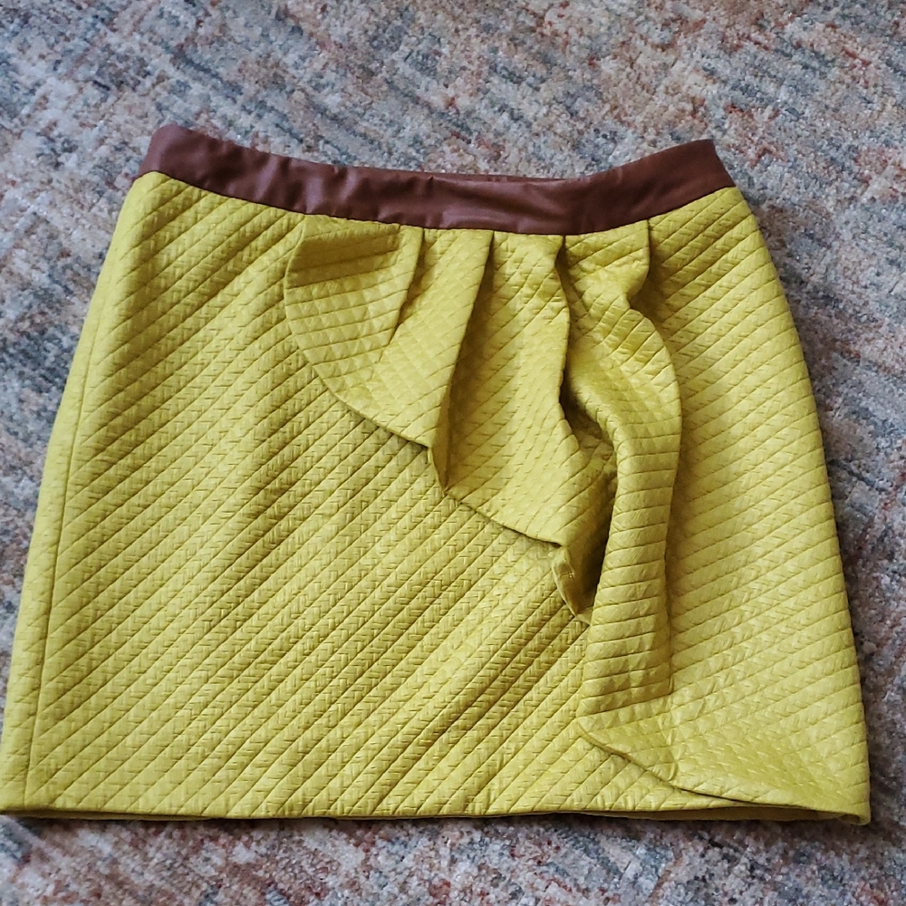 HD in Paris Yellow Quilted Skirt with Brown Waistband Anthropologie 12